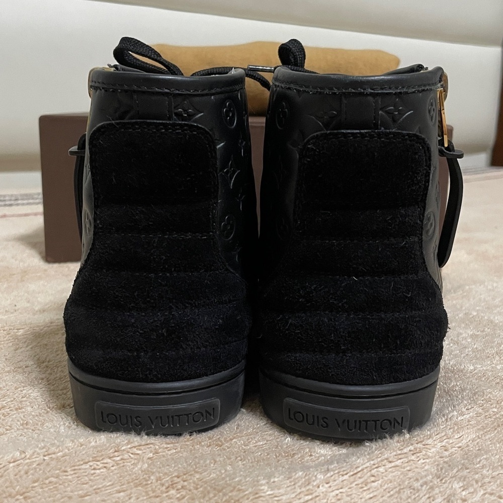Louis Vuitton Black High-Top Sneakers - Picture 4 of 14